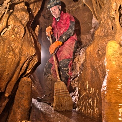 Pulizia ponti Grotta Regina